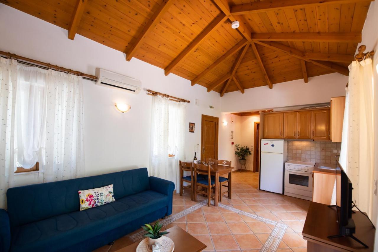 Delphinus Villas-Villa Nikitas Ayios Nikitas Bagian luar foto